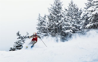 vail-skiing-2_Zach-Dischner.jpeg